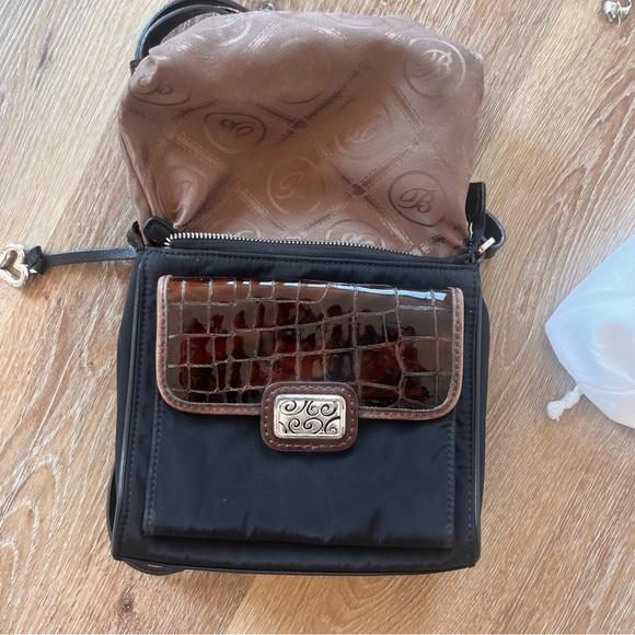 Brighton Black - Croc Leather Flap Crossbody Bag - w/Dust Cover - Picture 14 of 15